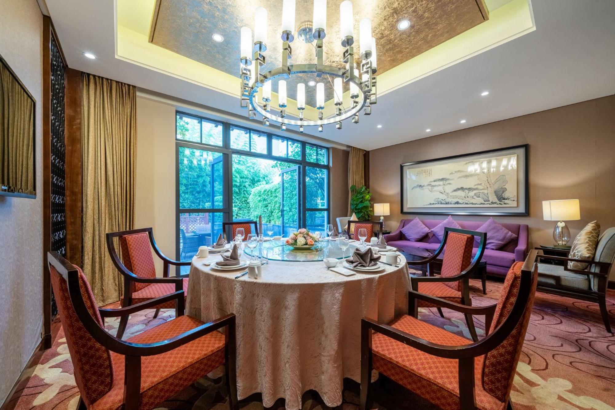 Holiday Inn Resort Chaohu Hot Spring By Ihg Hefei Exterior photo