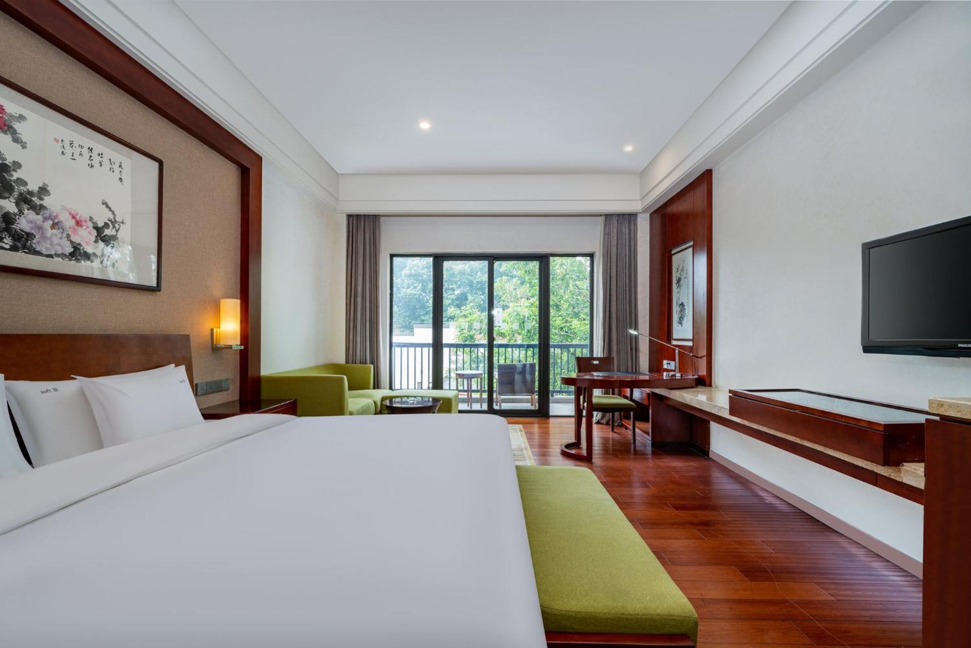 Holiday Inn Resort Chaohu Hot Spring By Ihg Hefei Exterior photo